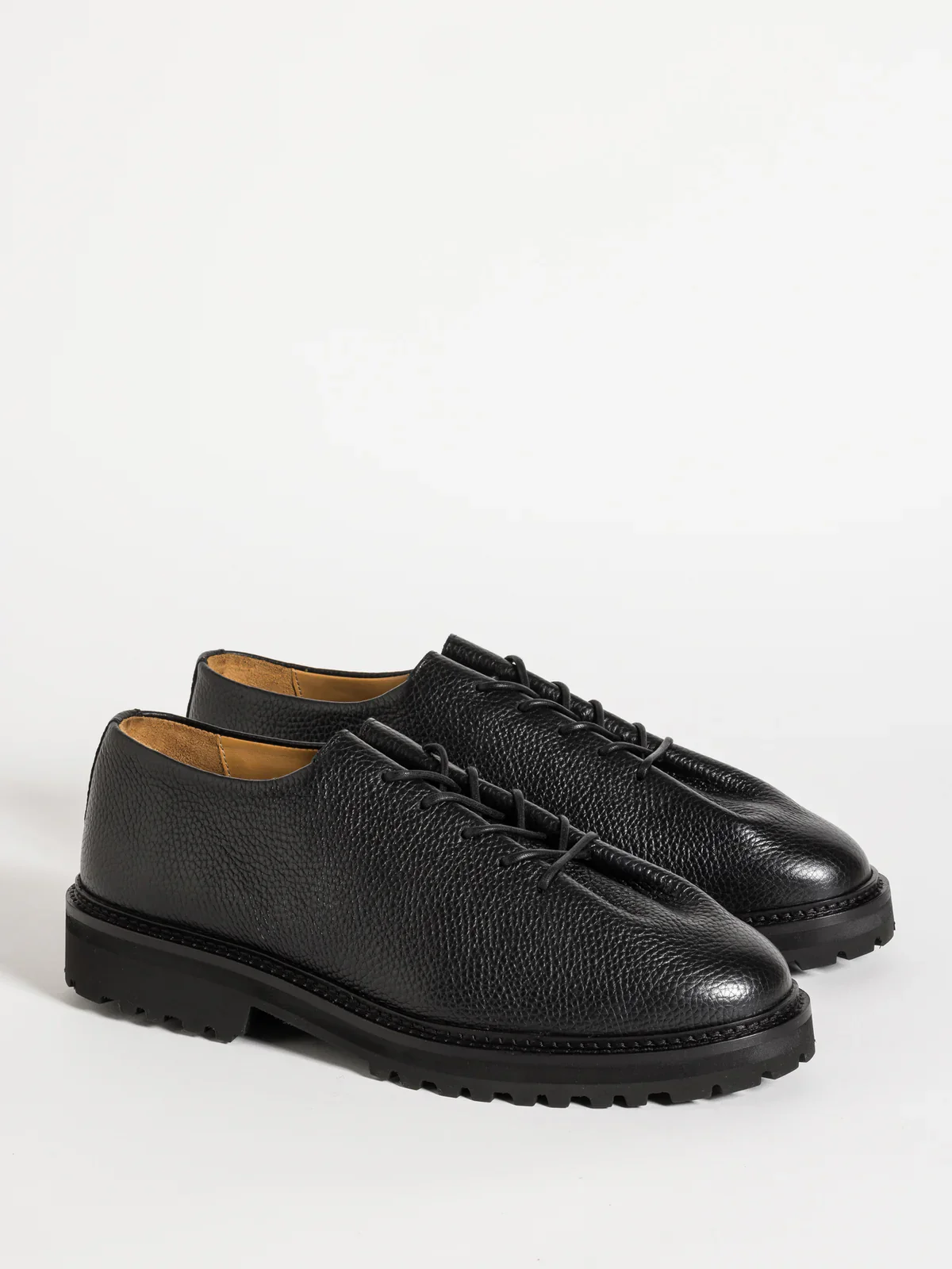 Lufian Black Shoes
