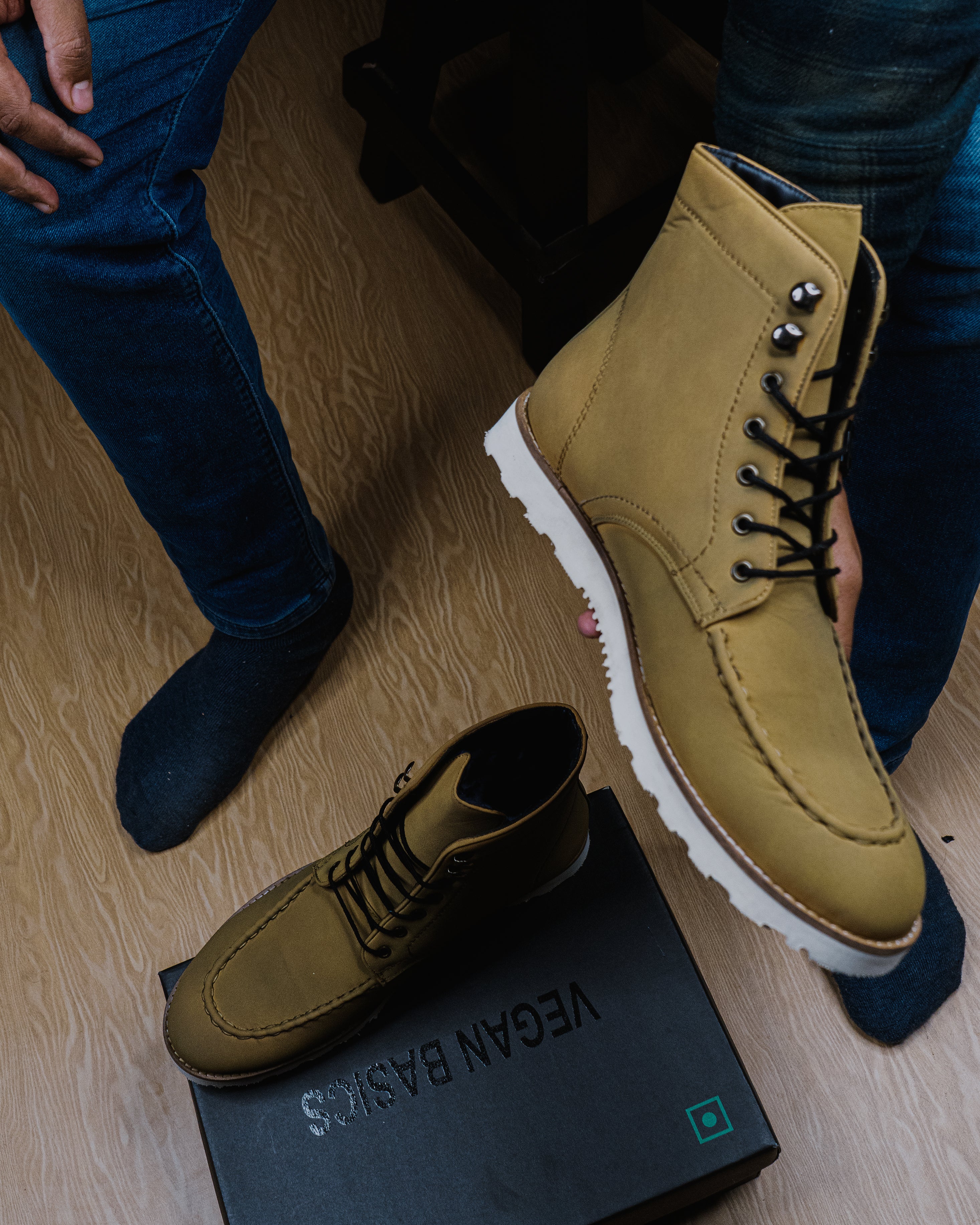Sentinel Tan Boots - Image 4